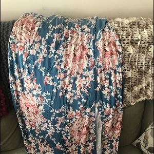 Maxi skirt with slit. This is a correction !